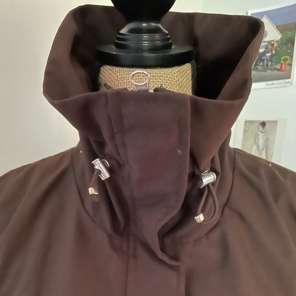 Land’s End Brown Lightweight coat. Size M - Picture 4 of 11